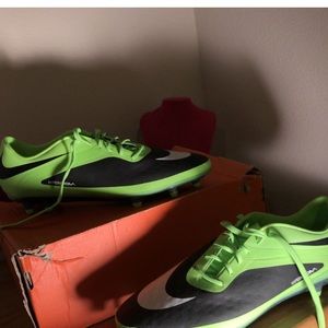 Nike Bright lime green hyper venom cleats